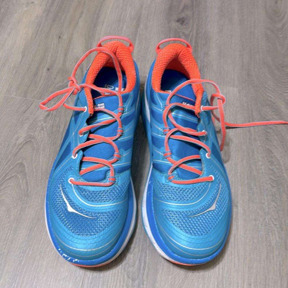 Hoka One One Constant Sneakers Women’s size 9 Width: W